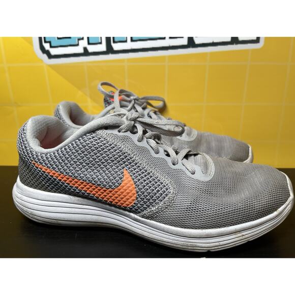 Nike Revolution 3 Running Shoes Womens Size 8.5 W Grey 819303-002 - Picture 3 of 7